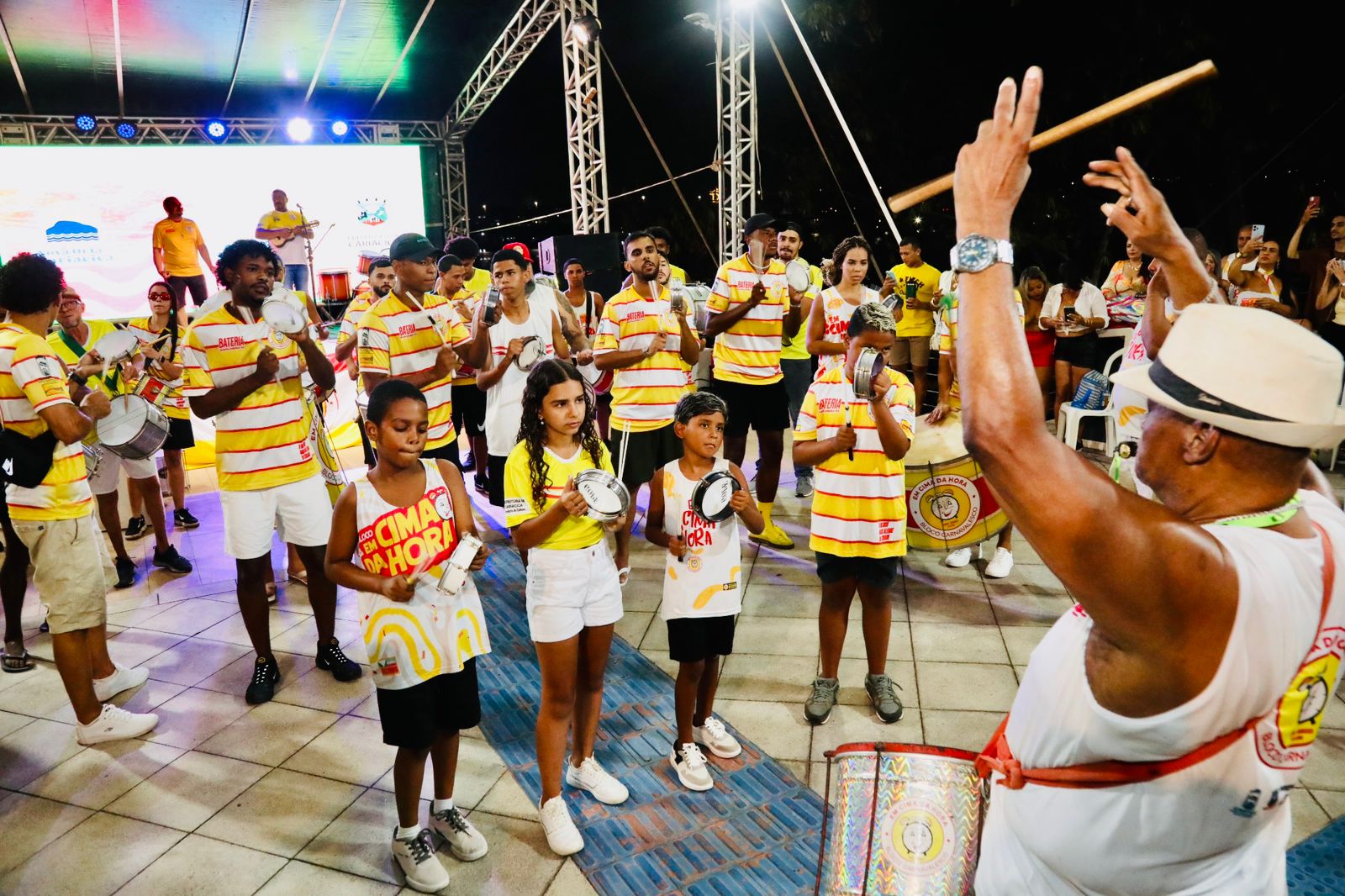 Cariacica Verão 2026: Bloco Em Cima da Hora abre a programação do fim de semana na Nova Orla